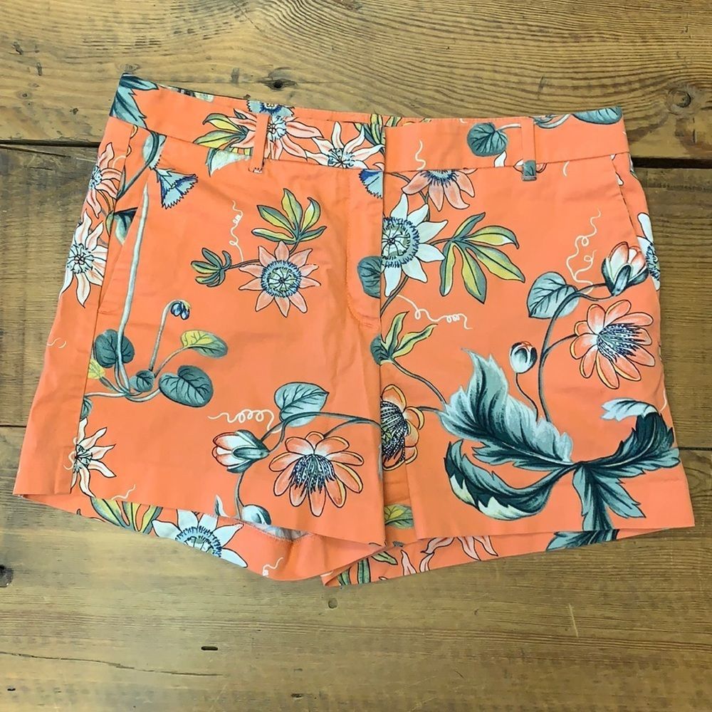 Ann Taylor Devin Fit Shorts